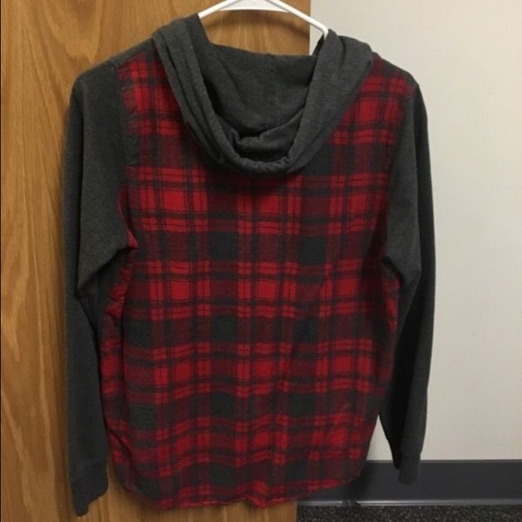 Thin Sweater - Picture 3 of 3