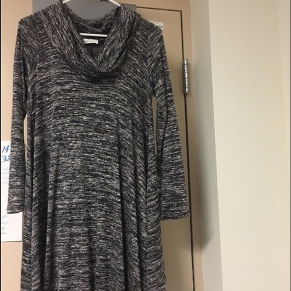 sweater dress - Picture 1 of 2