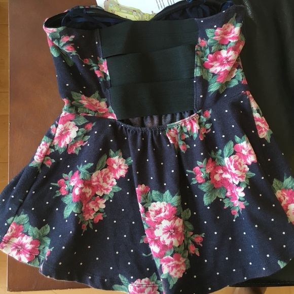Floral chambray like strapless bustier top - Picture 2 of 2