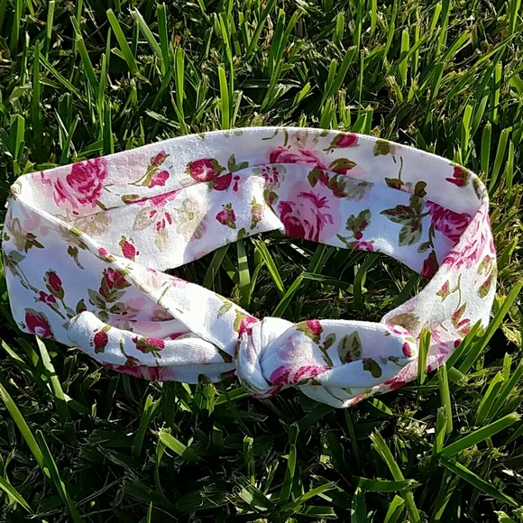 Girl's headband