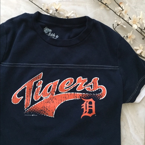 5th & Ocean Tops - Detroit Tigers T-Shirt 5th & Ocean Tops - Detroit Tigers T-Shirt
