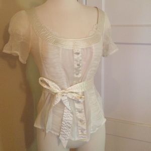 Blouse with side zip closure