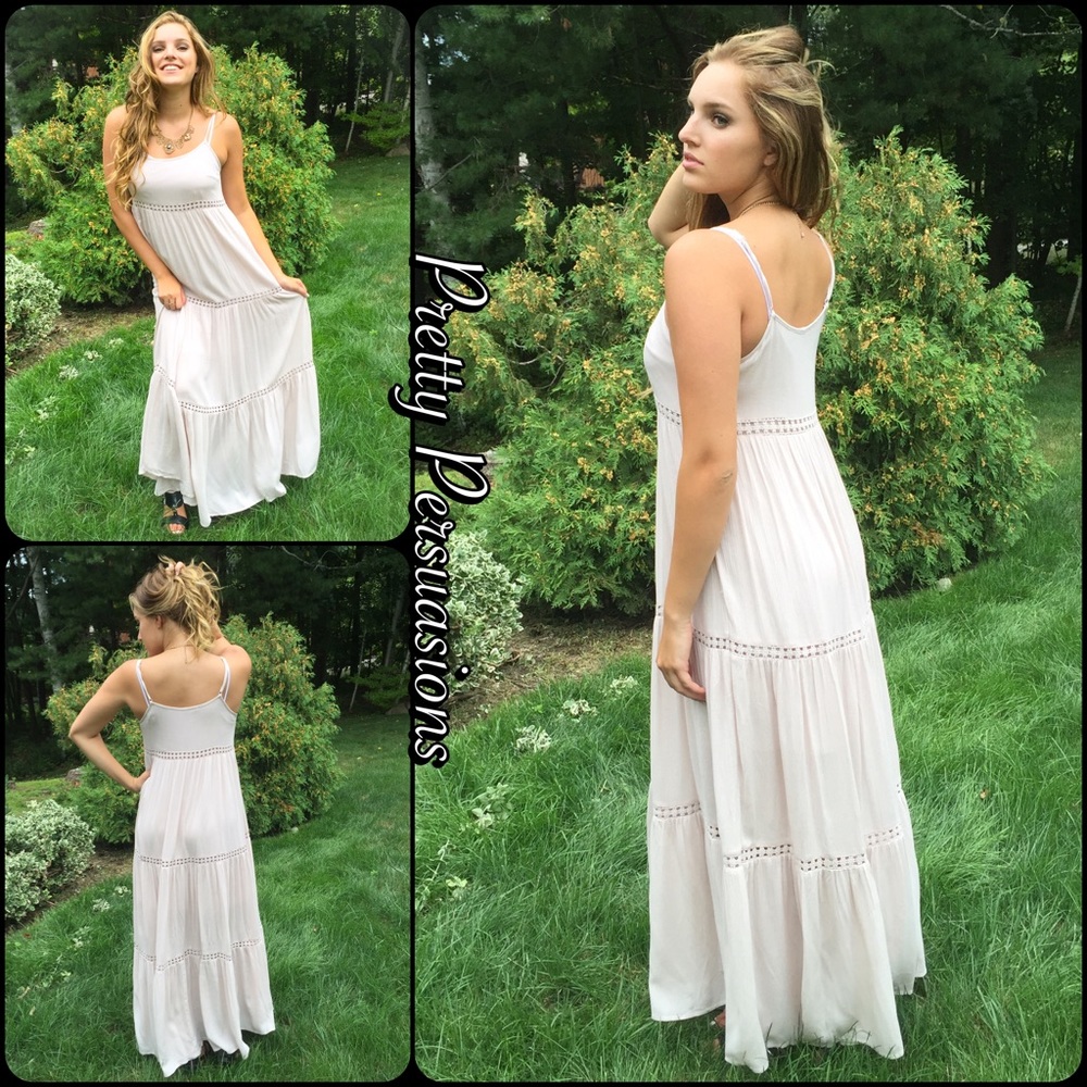 SOLD OUT ‼️ Cream Floral Crochet Boho Maxi Dress - Picture 6 of 7