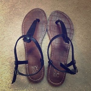 New York & Company sandals