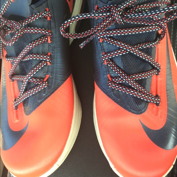 Nike KD's size 6.5 kids - Picture 2 of 2