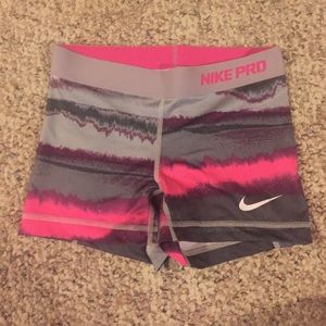 Nike pro fit