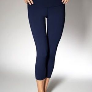 Lululemon Cropped Reversible Leggings