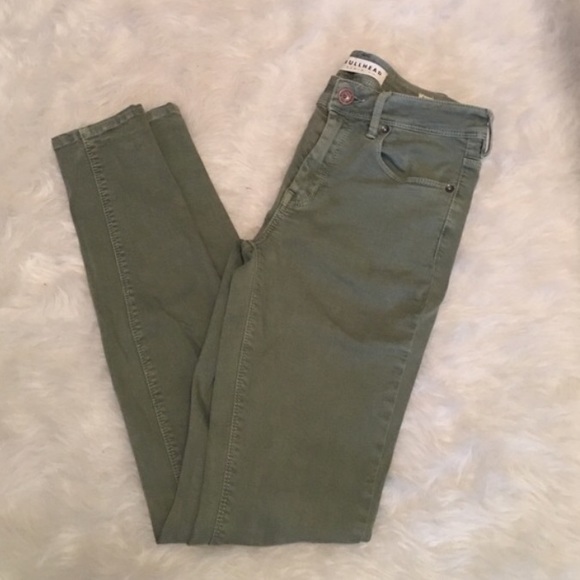 bullhead olive colored jeans