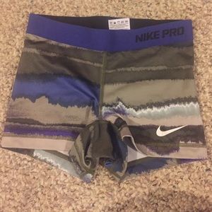 Nike Pro Fit