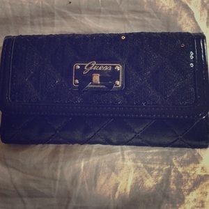 Guess wallet