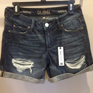 BRAND NEW DL1961 boyfriend shorts