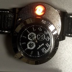 WOW. Watch with built in lighter.   LAST ONE