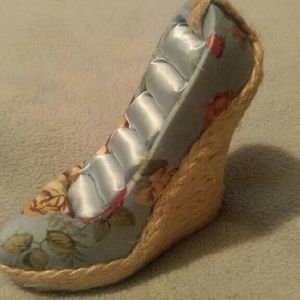 Super Cute Ring Holder