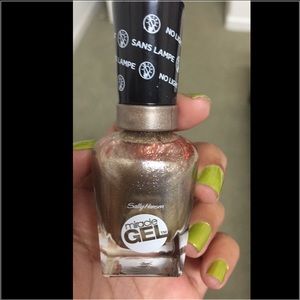 Miracle GEL nail polish from Sally Hansen