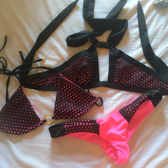 3pc Beach Bunny Locals Only bikini set - Picture 1 of 4