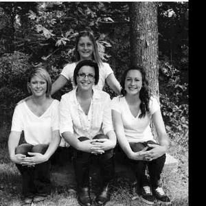 Meet your Posher, Saylor