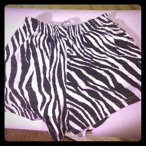 Zebra soffe shorts