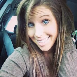 Meet your Posher, Selena