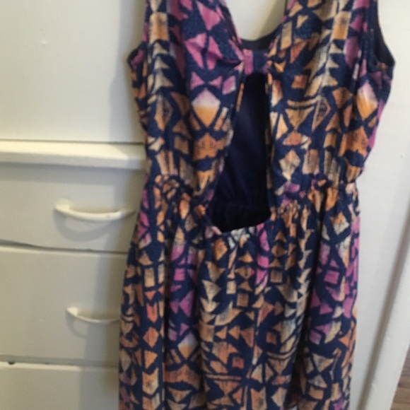 Dress - Picture 2 of 2