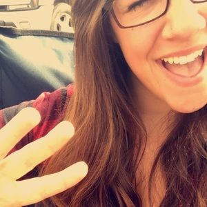 Meet your Posher, Rachel