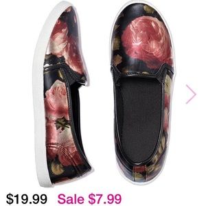 Fashion Printed Slip On Sneakers