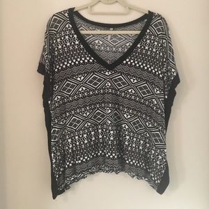 Soft patterned blouse💜