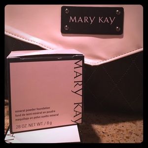Mary Kay Mineral Powder Foundation