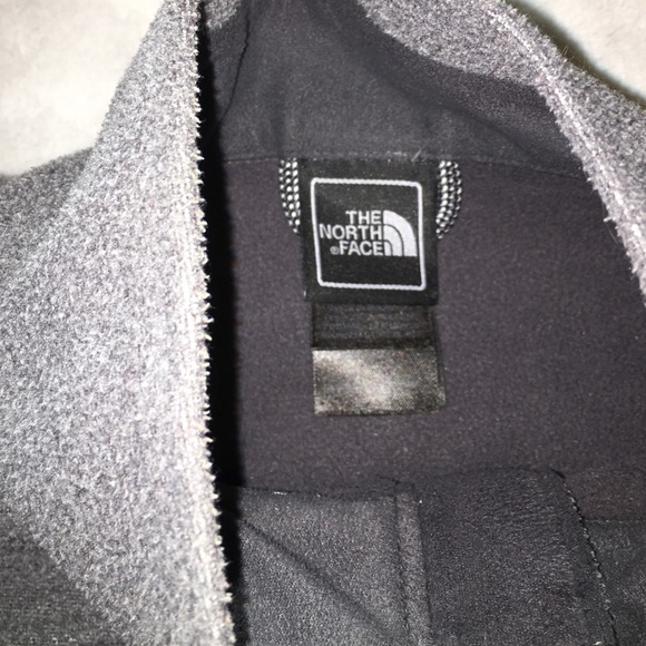 NORTH FACE JACKET - Picture 2 of 4