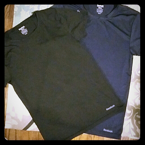 *SOLD* 2 Reebok Performance Dri Fit tees - Picture 1 of 3