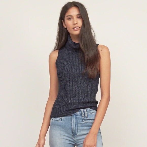 Sleeveless Turtleneck