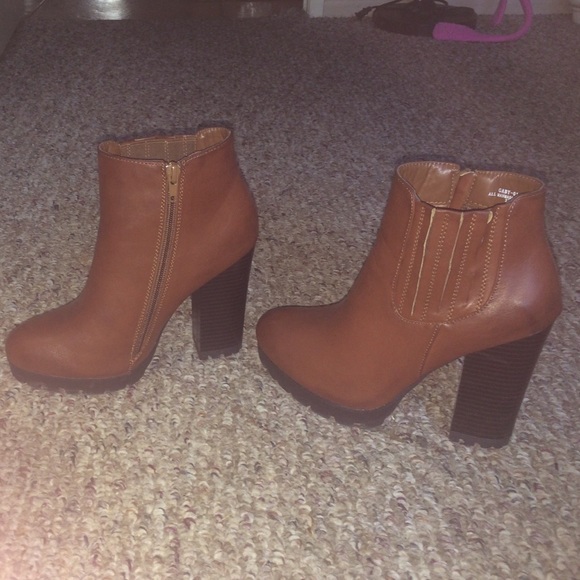 Boots - Picture 1 of 1