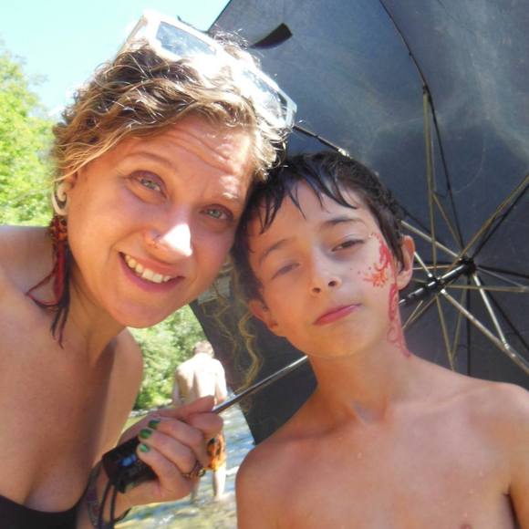 Meet your Posher, Lanette - Picture 1 of 1