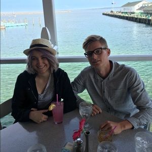 Meet your Posher, Alec