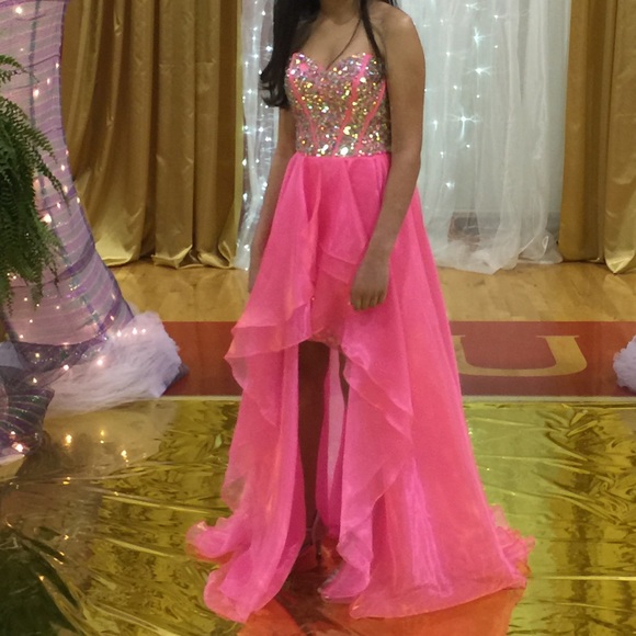 Prom/homecoming gown