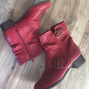 Seychelles red booties size 6.5
