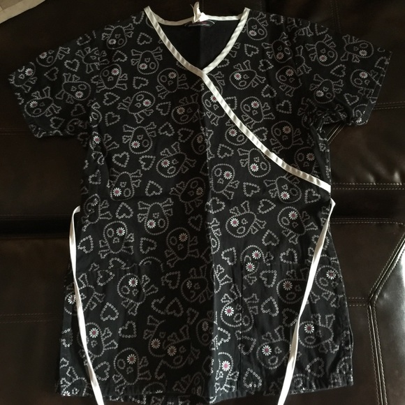Skull Scrub Top