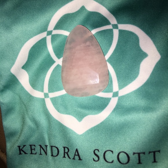 Rose Quartz Sandra Stone