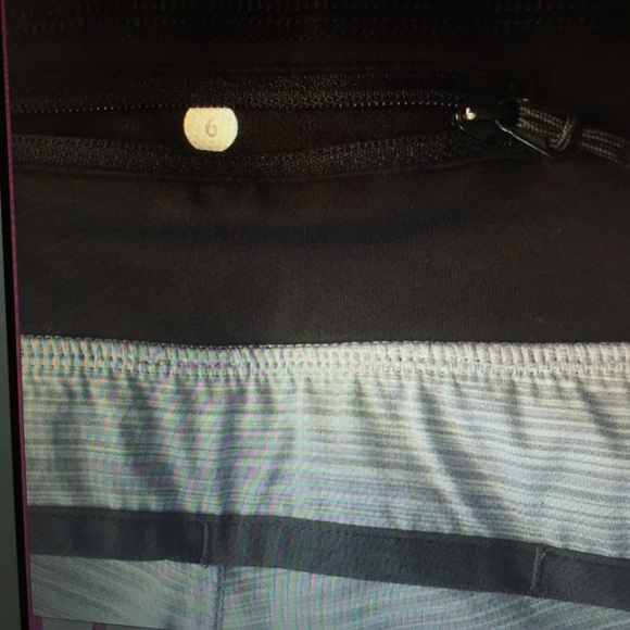 Lululemon speed shorts twisted stripe caspian blue - Picture 4 of 4