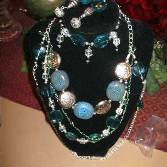 Handmade earring necklace set