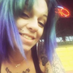 Meet your Posher, Dana