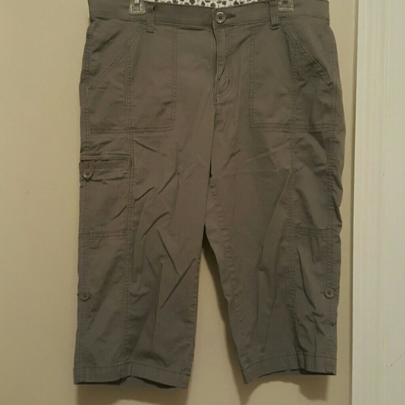Lee Sinfully Soft cargo skimmers