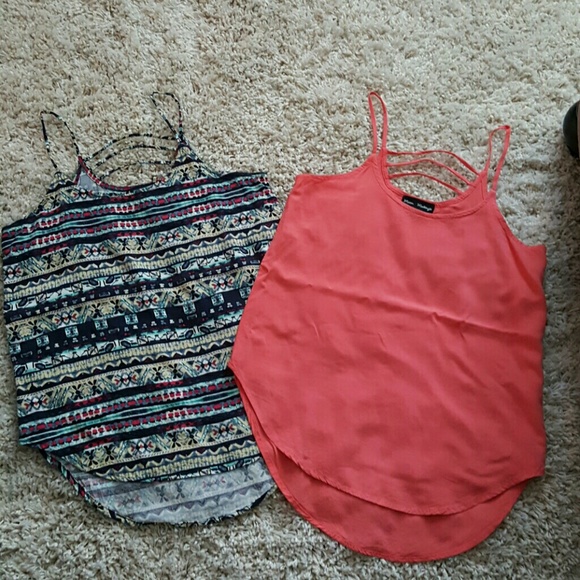 Tops - $5 SALE ** Bundle of Tanks
