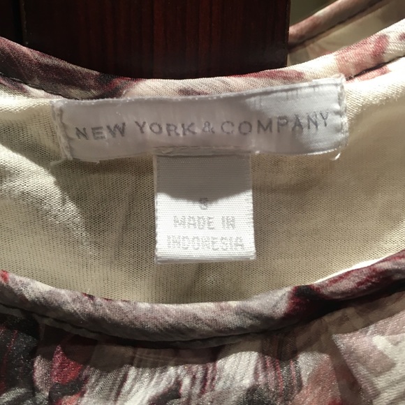 Dressy tank top with ruffles - Picture 2 of 4