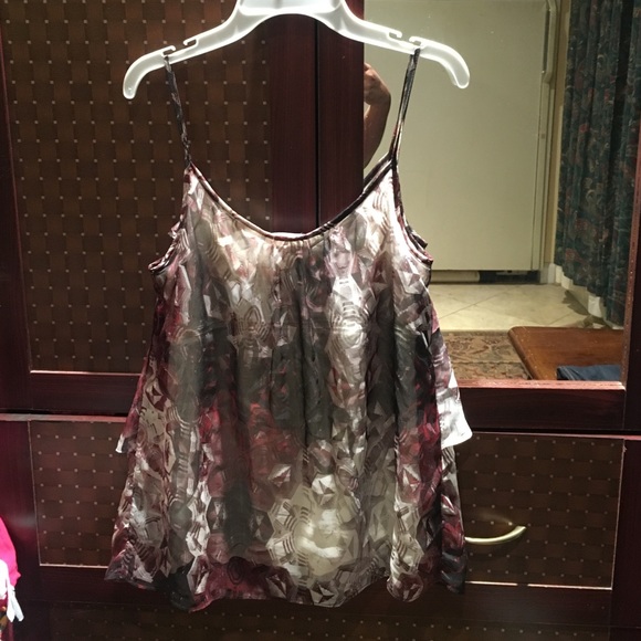 Dressy tank top with ruffles - Picture 4 of 4