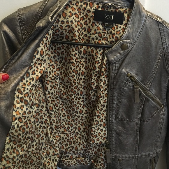 Jacket - Picture 2 of 3