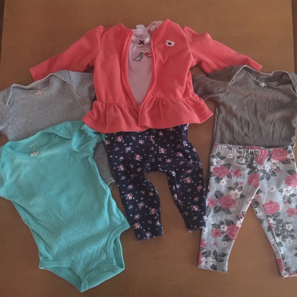 $7 Carters 6 month baby girl coral, navy, teal - Picture 1 of 4