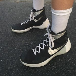 Nike Hyperdunk 2015 Black and White Size 12 Men's