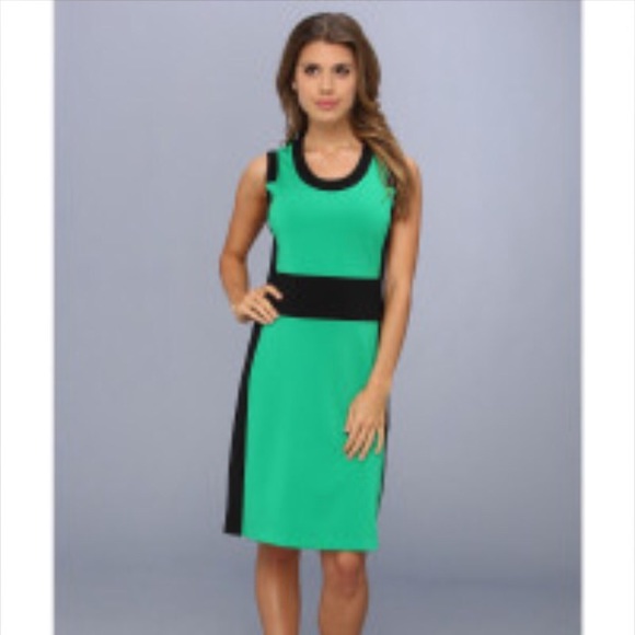 Kenneth Cole~ Like New