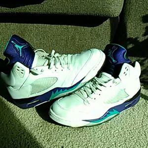 Grape 5s (white)