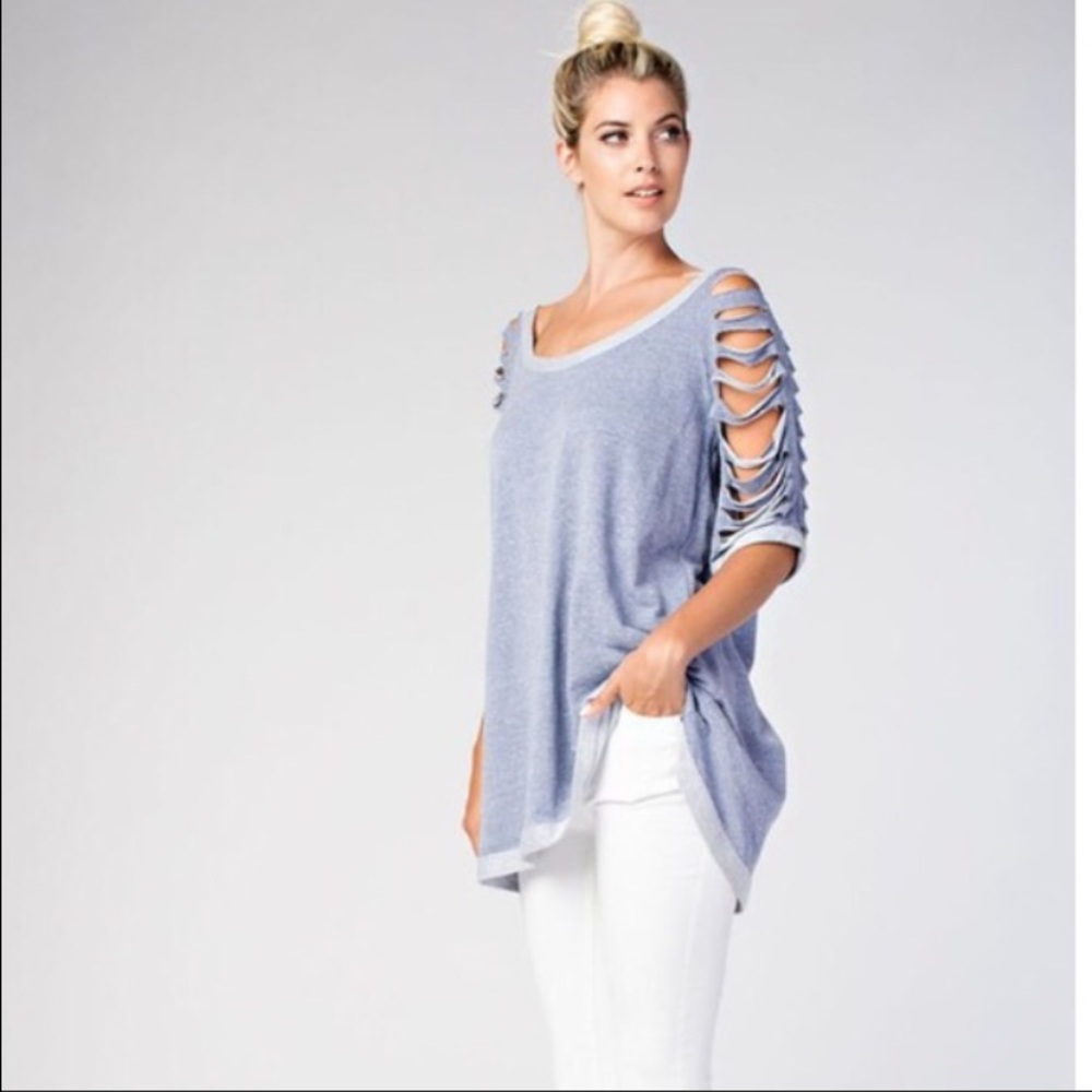 🇺🇸 ONE LEFT 🇺🇸 Gray Raglan Sleeve Top - Picture 3 of 3